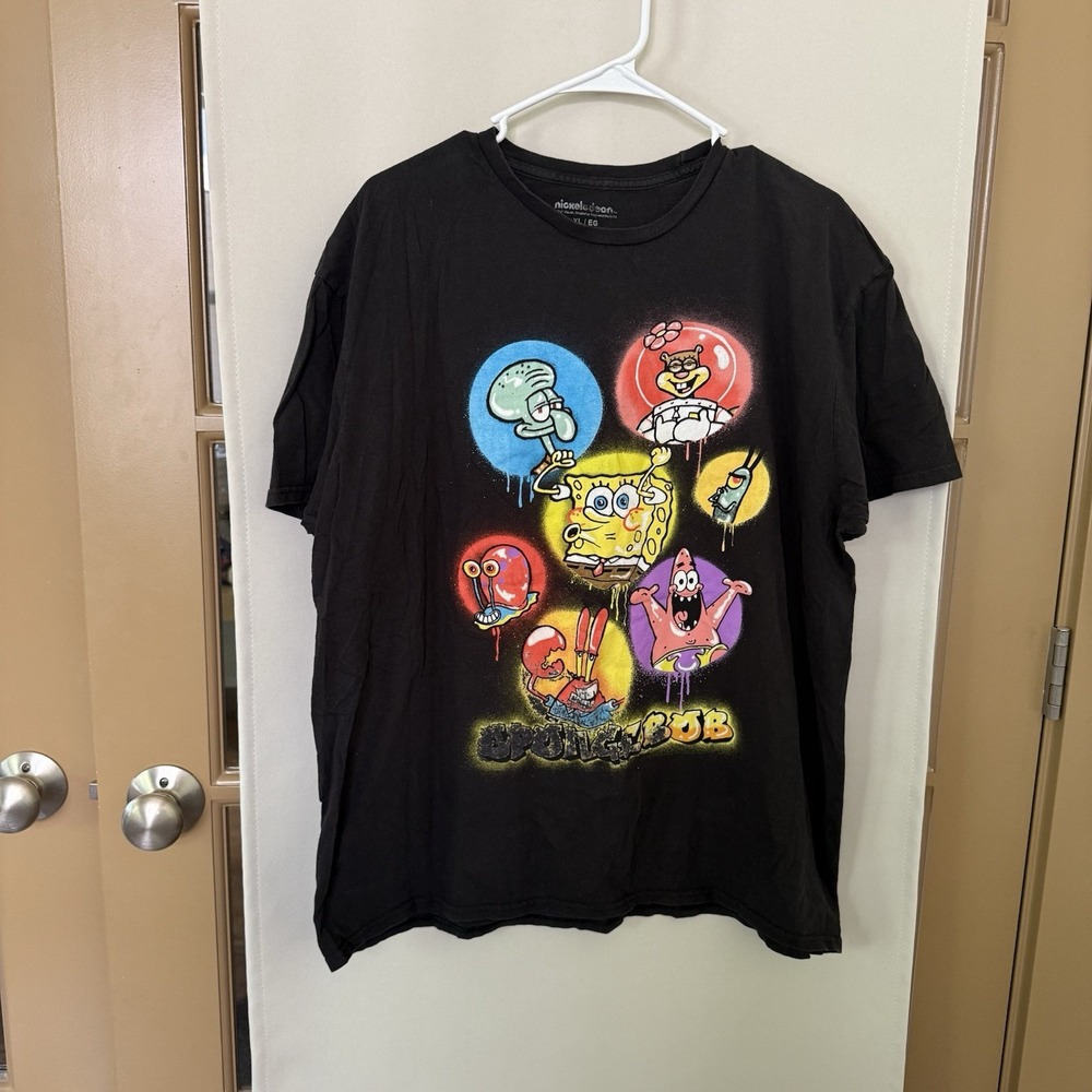 Nickelodeon Men's XL Black SpongeBob SquarePants Graphic Short Sleeve T-Shirt‎